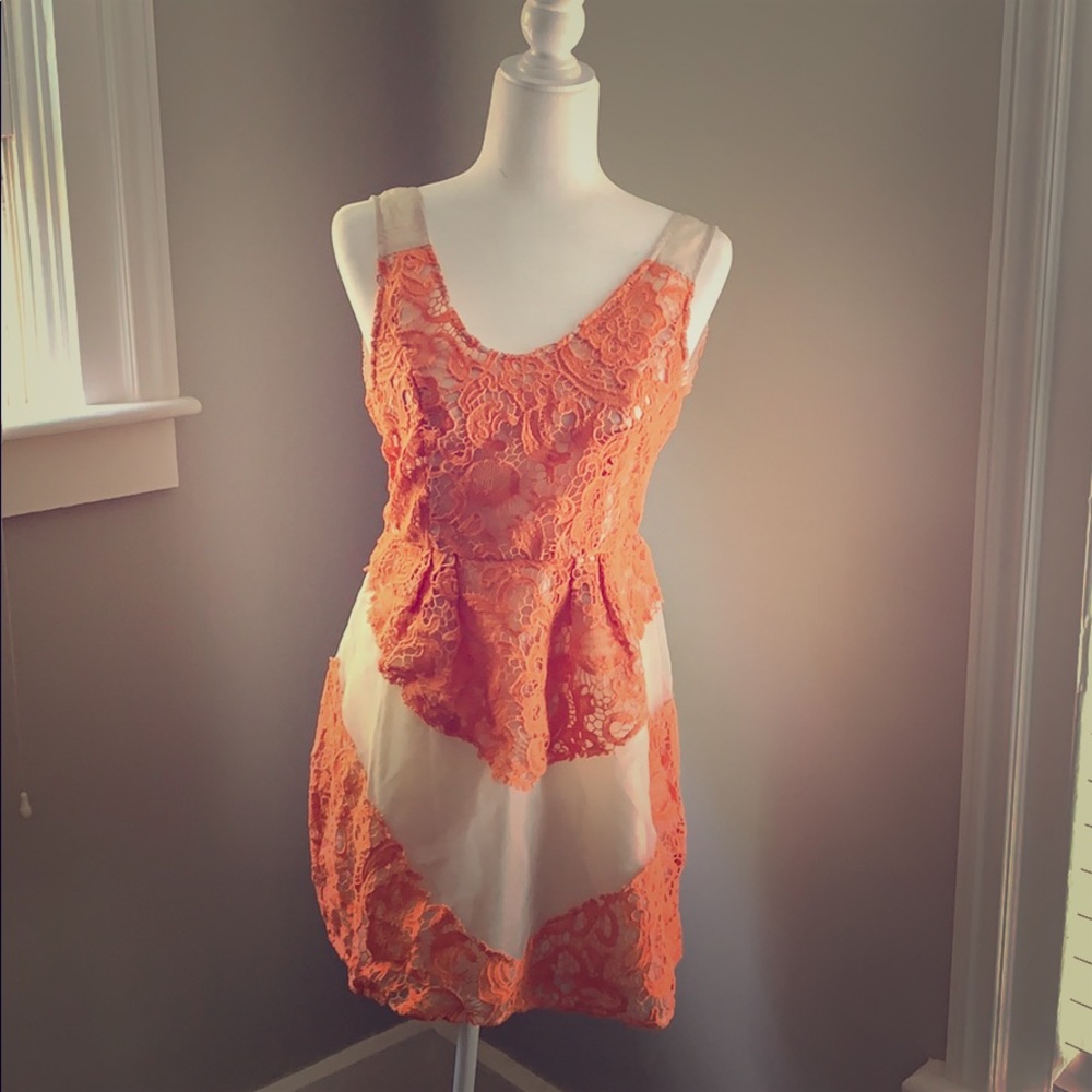 Cute spring dress, never worn!